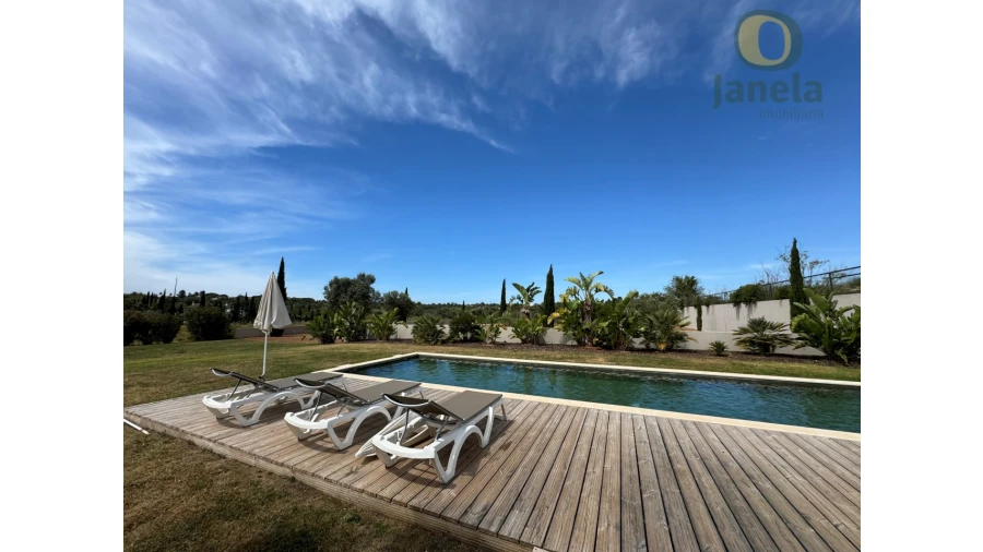 Apartamento para Venda em Estômbar e Parchal