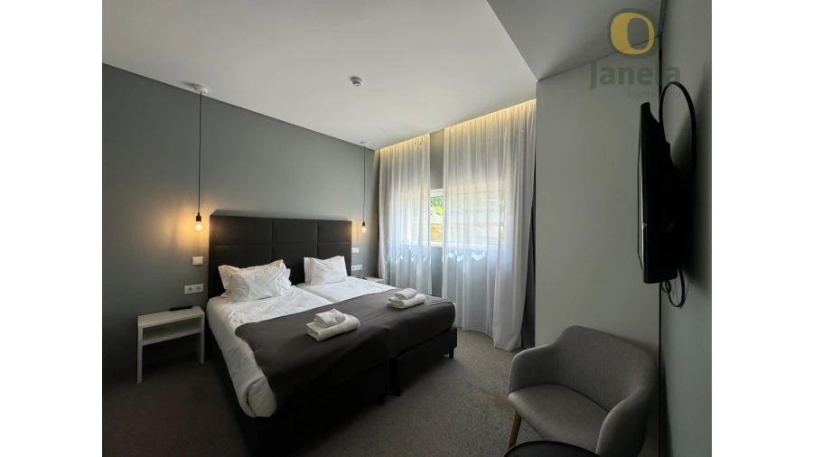 Apartamento para Venda em Estômbar e Parchal Foto 10