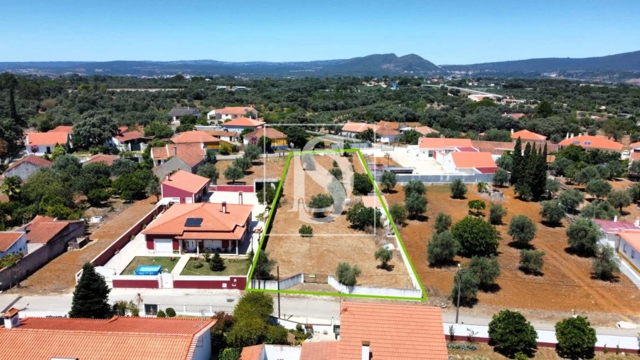 Terreno para Venda em Brogueira, Parceiros de Igreja e Alcorochel Foto 2