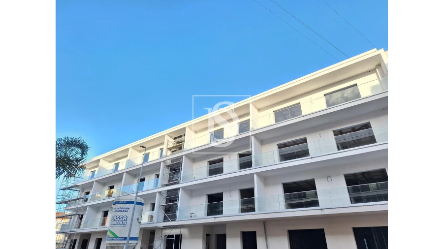 Apartamento T4 para Venda em Nossa Sra de Fatima Foto 2