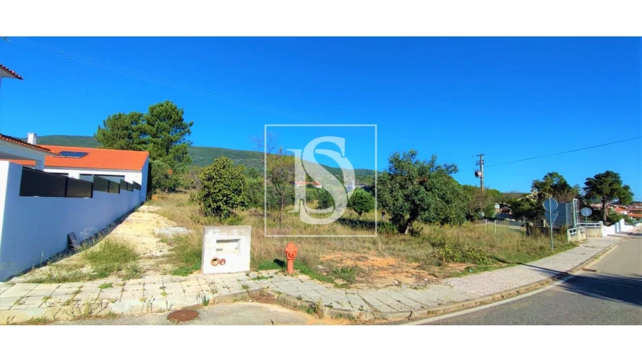 Terreno para Venda em Pedrogão Foto 3