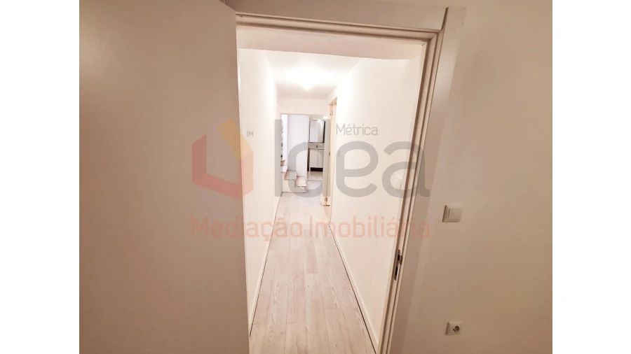 Loja para Venda em Laranjeiro e Feijó Foto 18