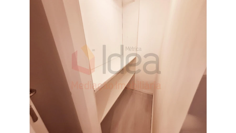 Loja para Venda em Laranjeiro e Feijó Foto 21