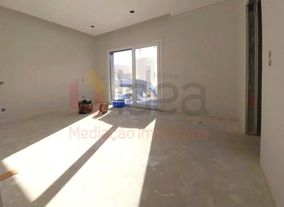 Moradia T3 para Venda em Fernao Ferro Foto 16