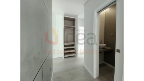 Moradia T3 para Venda em Fernao Ferro