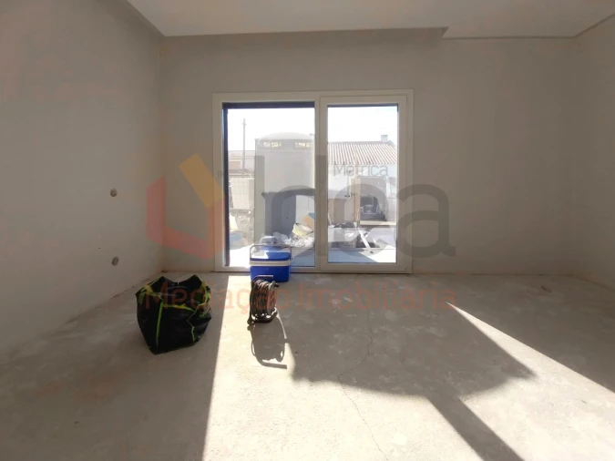 Moradia T3 para Venda em Fernao Ferro Foto 20