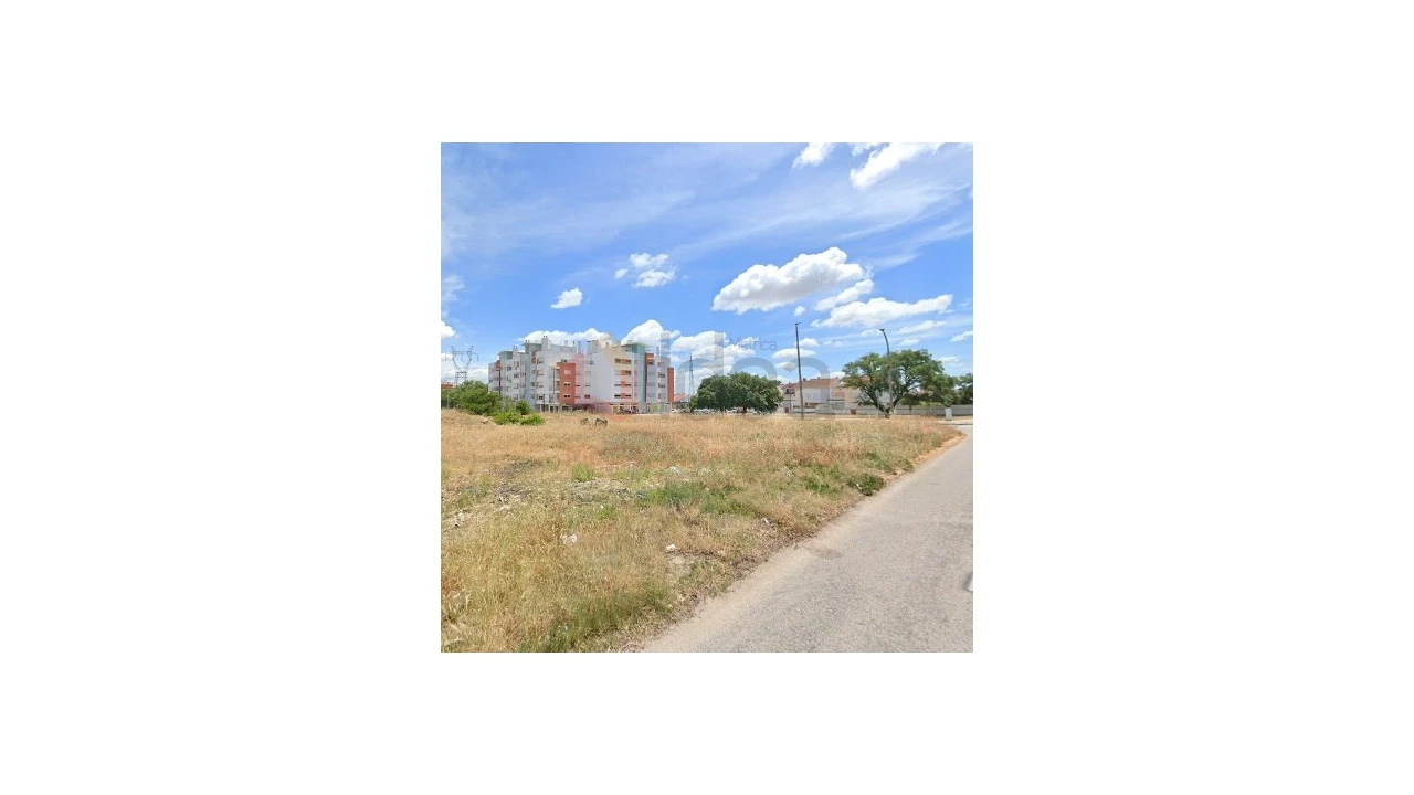 Terreno para Venda em Santo Antonio da Charneca Foto 8