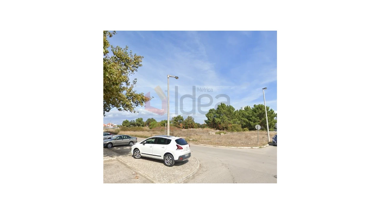 Terreno para Venda em Santo Antonio da Charneca Foto 11