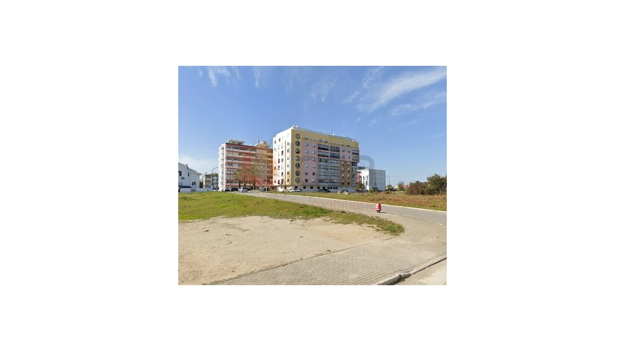 Terreno para Venda em Santo Antonio da Charneca Foto 9