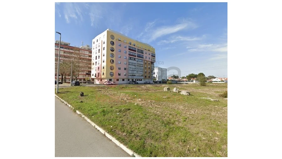 Terreno para Venda em Santo Antonio da Charneca Foto 12