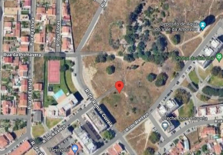 Terreno para Venda em Santo Antonio da Charneca Planta 1
