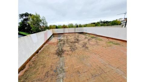 Loja para Venda em Alto do Seixalinho, Santo André e Verderena
