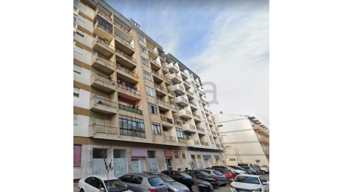 Loja para Venda em Alto do Seixalinho, Santo André e Verderena