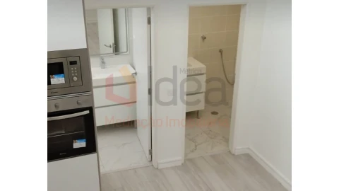 Loja para Venda em Alto do Seixalinho, Santo André e Verderena