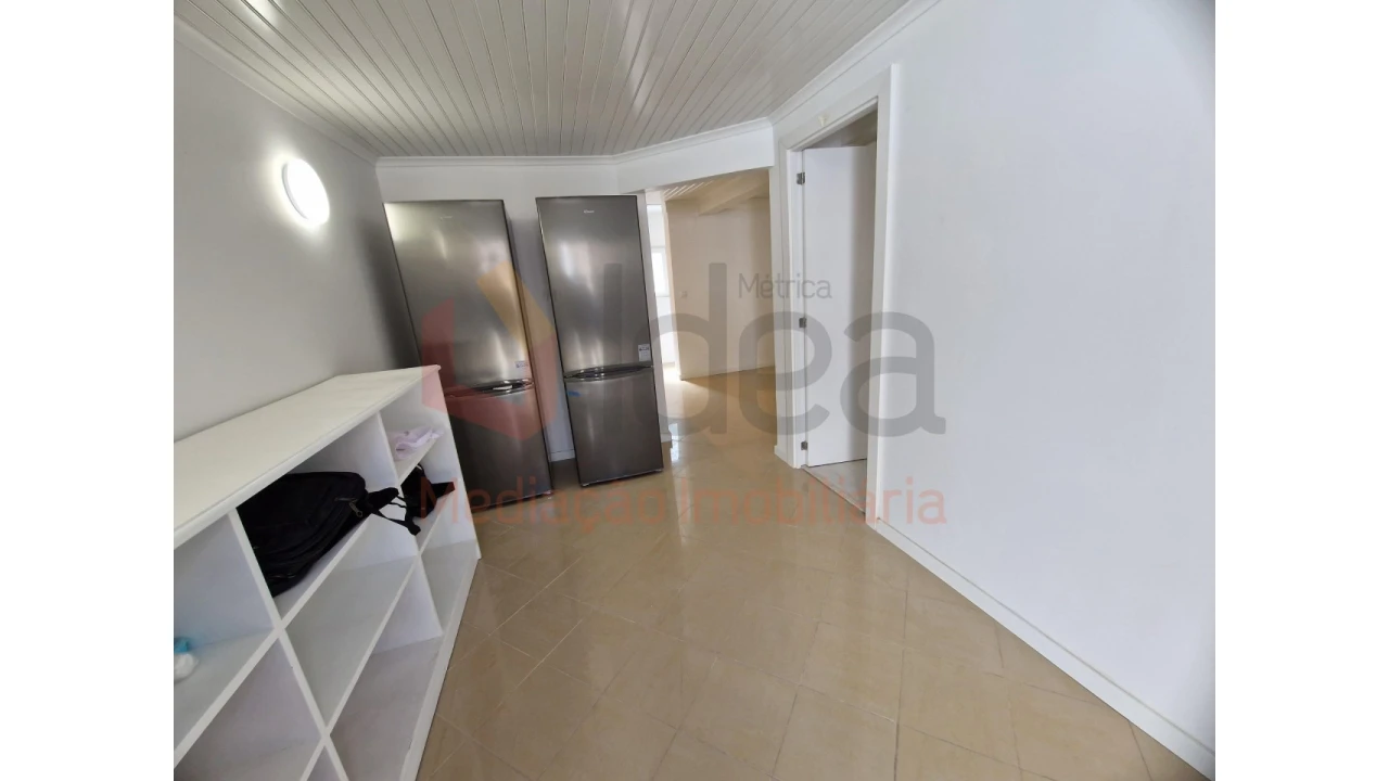 Moradia T9 para Venda em Ajuda Foto 7