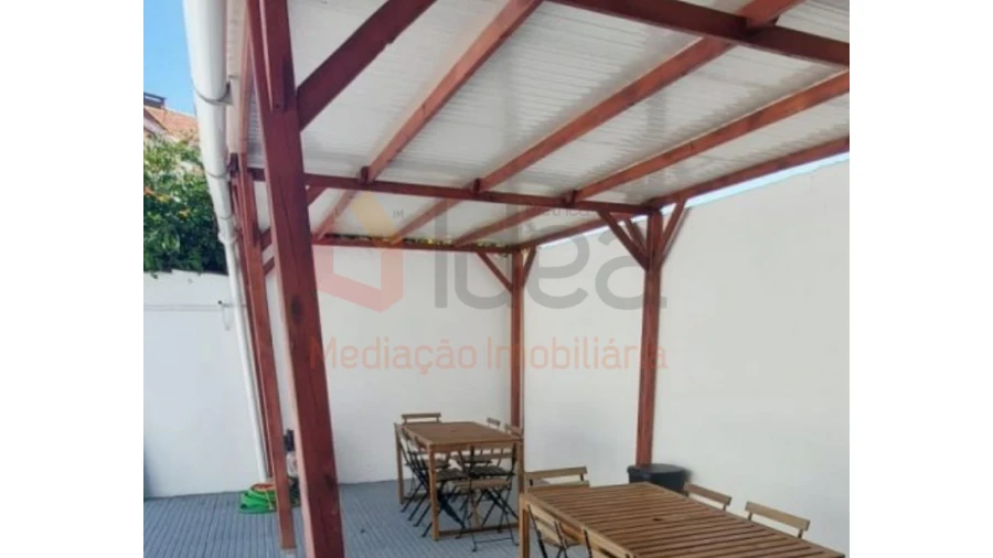 Moradia T9 para Venda em Ajuda Foto 30