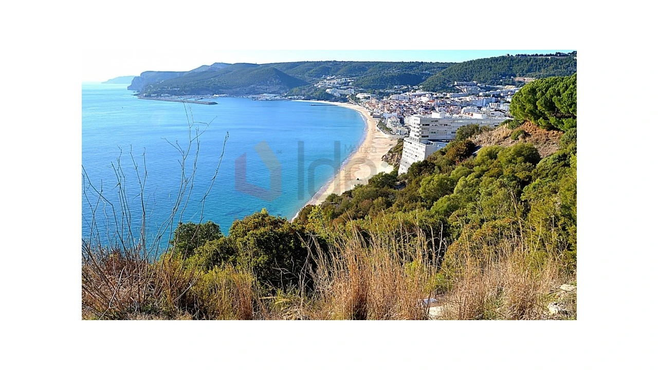 Terreno para Venda em Sesimbra (Castelo) Foto 9