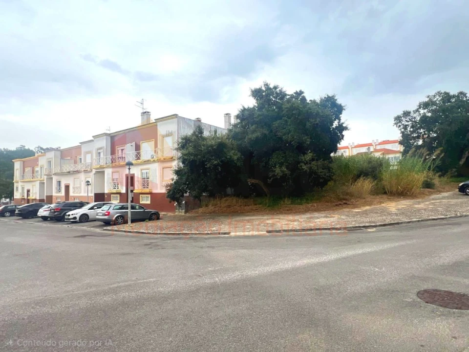 Terreno para Venda em Sesimbra (Castelo) Foto 1