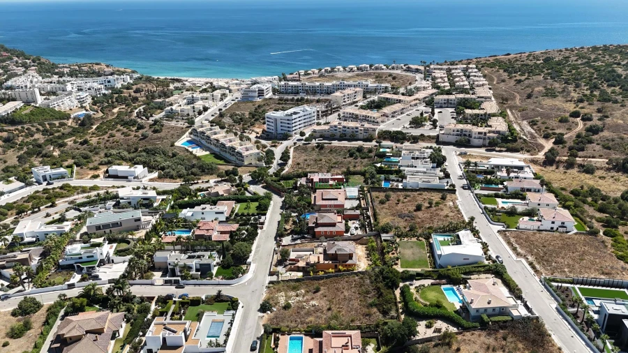 Moradia T4 para Venda em Lagos (São Sebastião e Santa Maria) Foto 3
