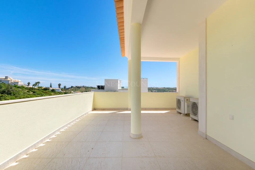 Moradia T4 para Venda em Albufeira e Olhos de Água Foto 28