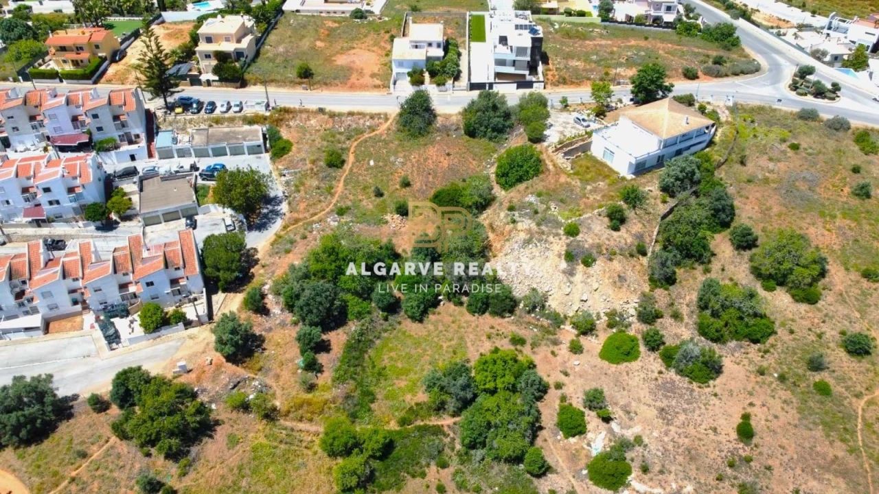 Terreno para Venda em Ferragudo Foto 8
