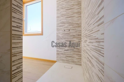 Moradia T4 para Venda em Matosinhos e Leça da Palmeira
