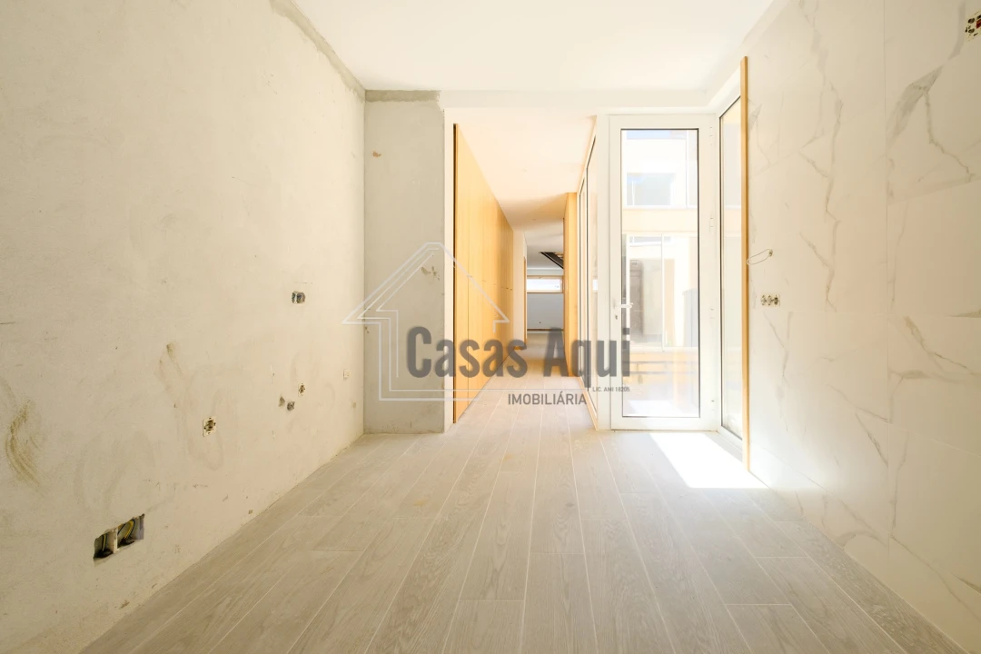 Moradia T4 para Venda em Matosinhos e Leça da Palmeira Foto 10