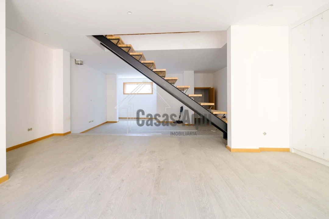 Moradia T4 para Venda em Matosinhos e Leça da Palmeira Foto 3