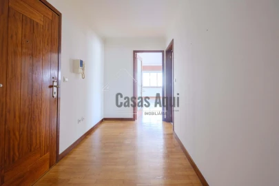 Apartamento T2 para Venda em Castêlo da Maia