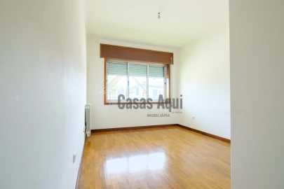 Apartamento T2 para Venda em Castêlo da Maia