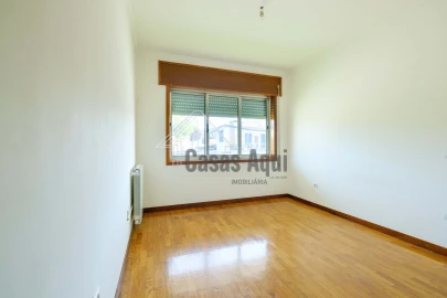 Apartamento T2 para Venda em Castêlo da Maia