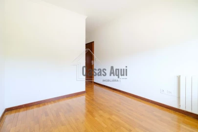 Apartamento T2 para Venda em Castêlo da Maia