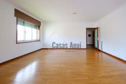 Apartamento T2 para Venda em Castêlo da Maia