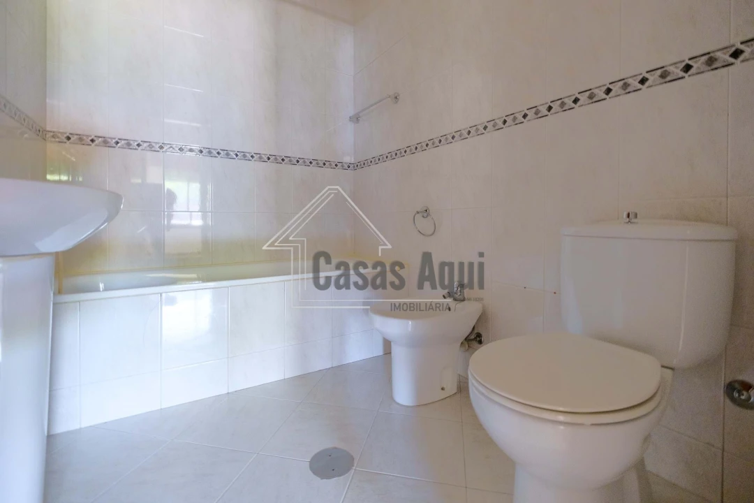 Apartamento T2 para Venda em Castêlo da Maia Foto 20