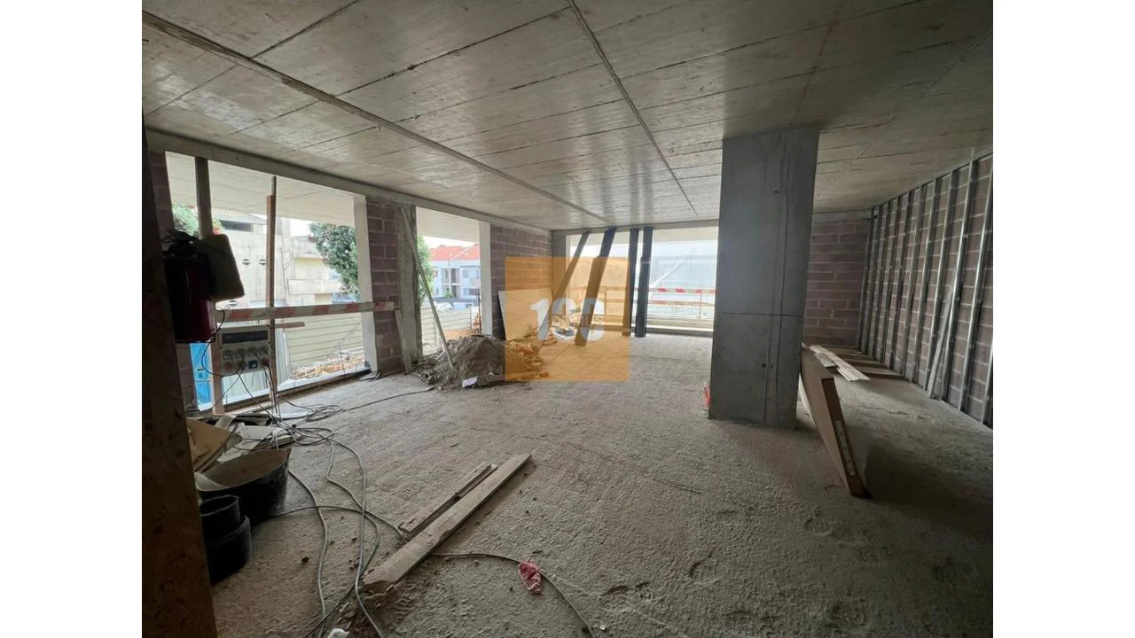 Apartamento T4 para Venda em Malta e Canidelo Foto 28