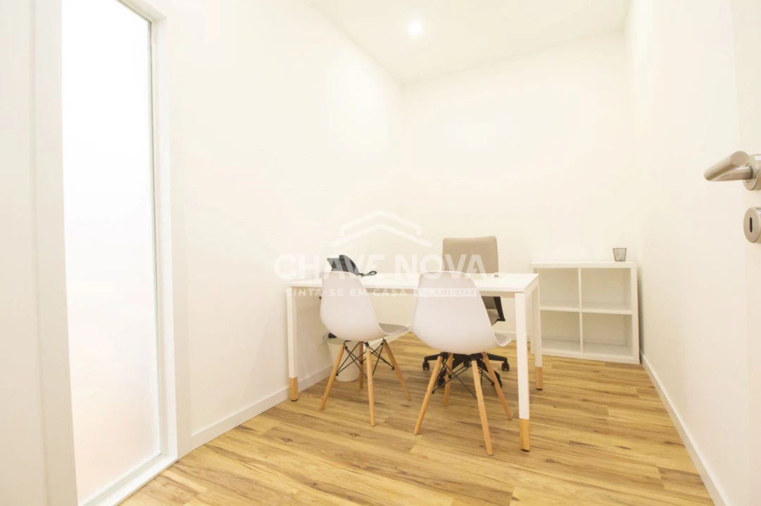 Escritório para Arrendamento em Braga (São José de São Lázaro e São João do Souto) Foto 2