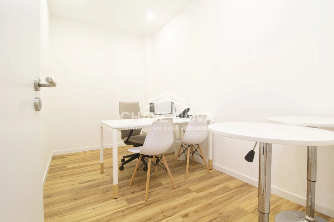 Escritório para Arrendamento em Braga (São José de São Lázaro e São João do Souto) Foto 6