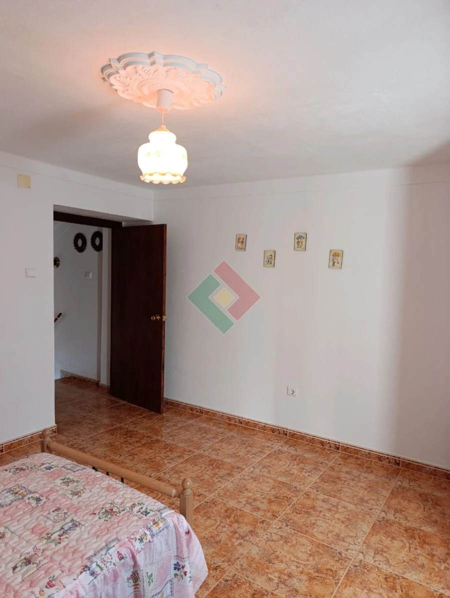 Moradia T2 para Venda em Santa Maria de Marvão Foto 23