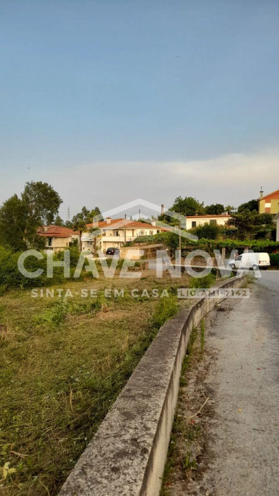 Terreno P/ Prédio para Venda em Cervães Foto 3