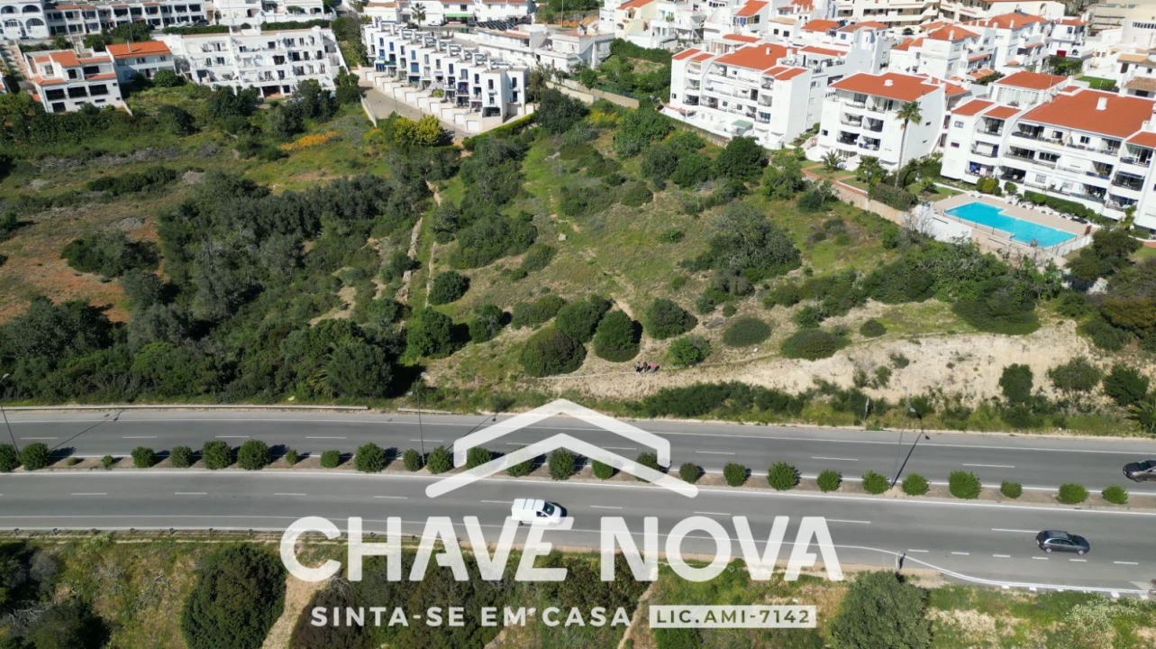 Terreno para Venda em Albufeira e Olhos de Água Foto 2
