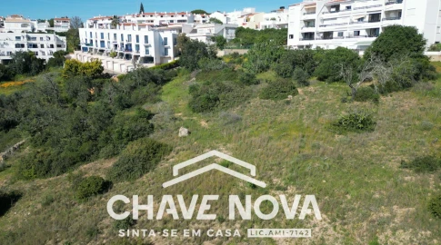 Terreno para Venda em Albufeira e Olhos de Água