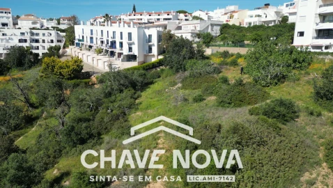 Terreno para Venda em Albufeira e Olhos de Água