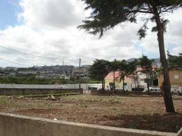 Terreno para Venda em Rio de Mouro