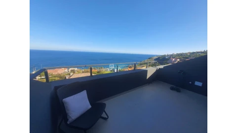 Moradia T3 para Venda em Santa Cruz