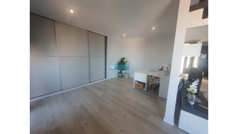 Moradia T3 para Venda em Santa Cruz