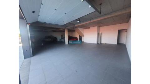 Moradia T3 para Venda em Santa Cruz