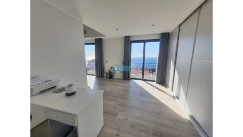 Moradia T3 para Venda em Santa Cruz