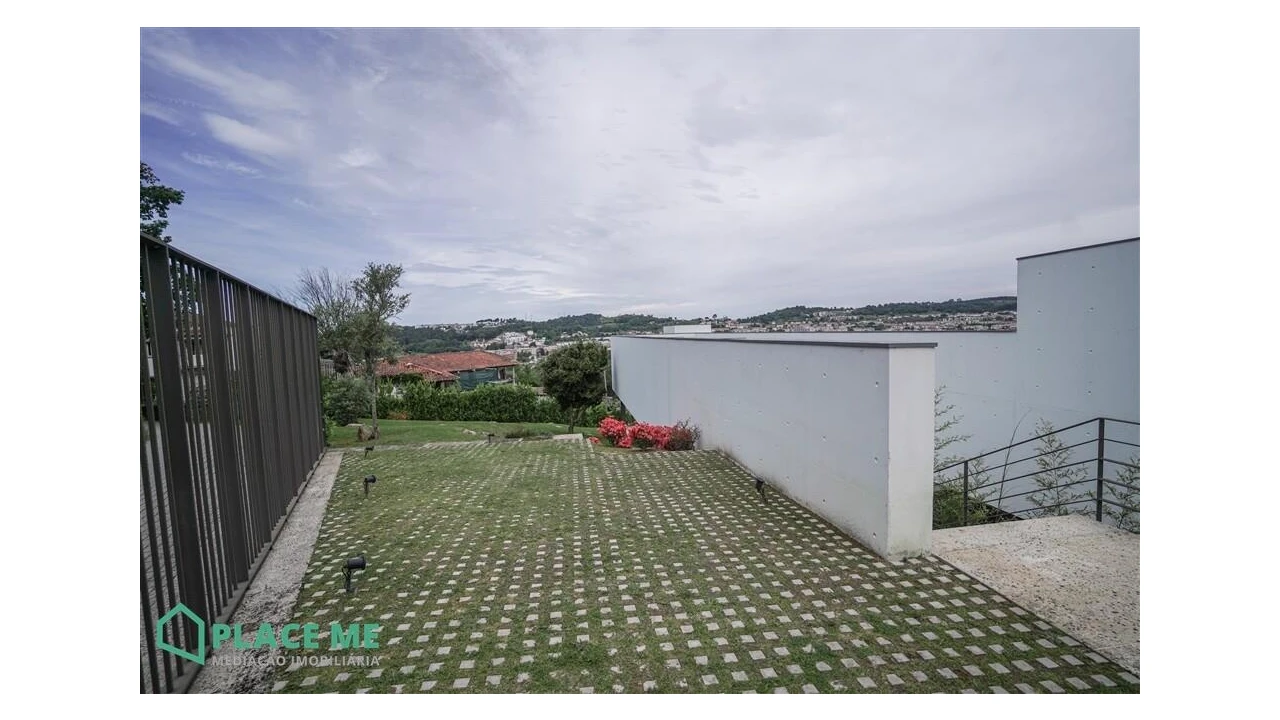 Apartamento T3 para Venda em Nogueiró e Tenões Foto 4