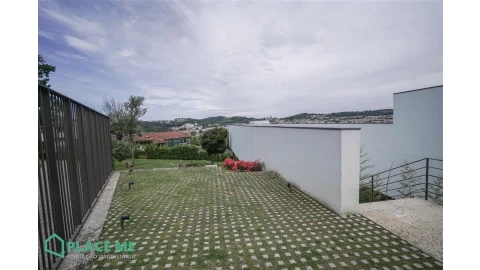 Apartamento T3 para Venda em Nogueiró e Tenões