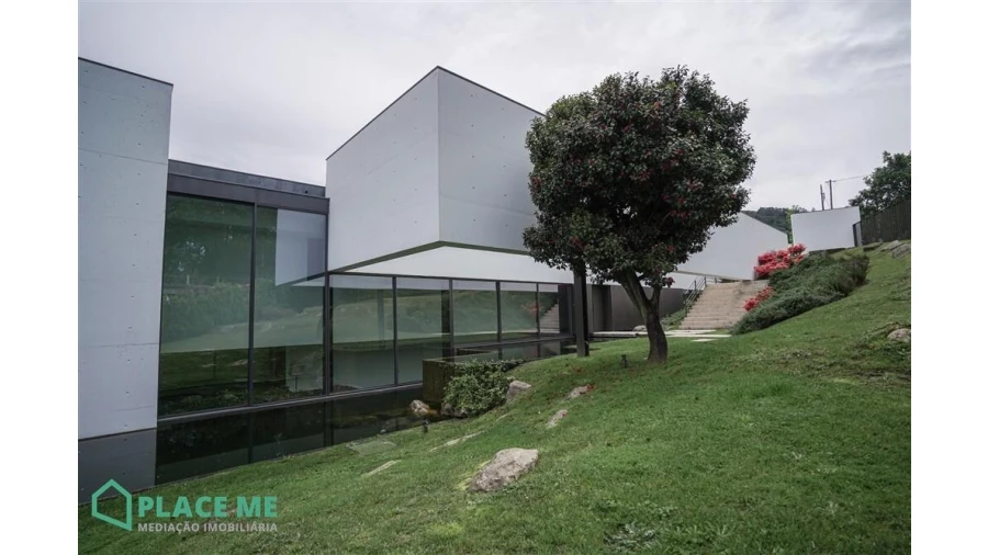 Apartamento T3 para Venda em Nogueiró e Tenões Foto 17